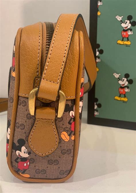 gucci mickey mouse messenger bag